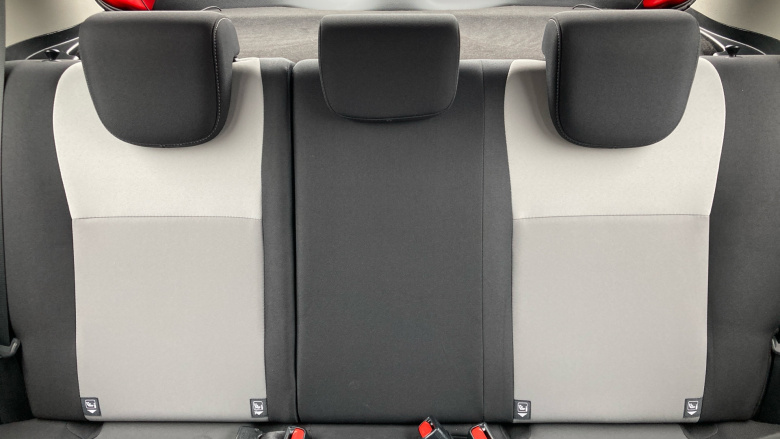 Toyota Yaris 1.5 VVT-i Icon 5dr Petrol Hatchback